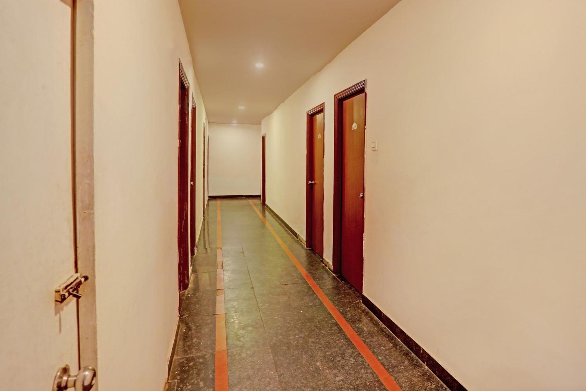 Hotel O 14726 Hotel Vaishnavi Park Secundurabad Exteriör bild
